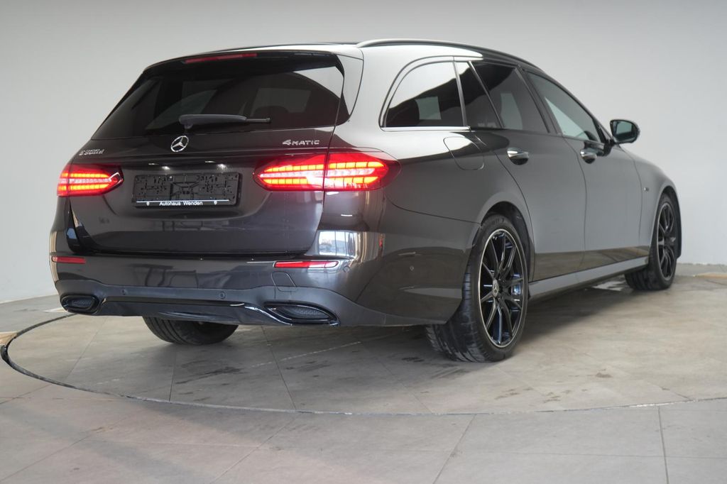 Mercedes-Benz E 300 2023