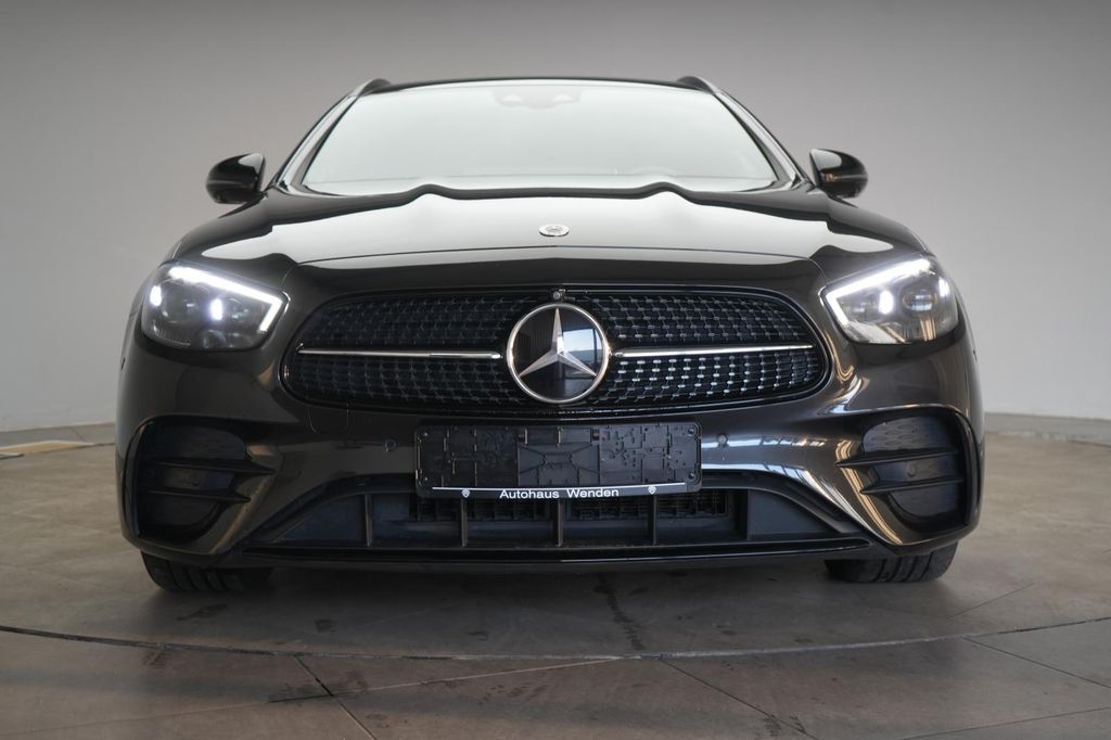 Mercedes-Benz E 300 2023