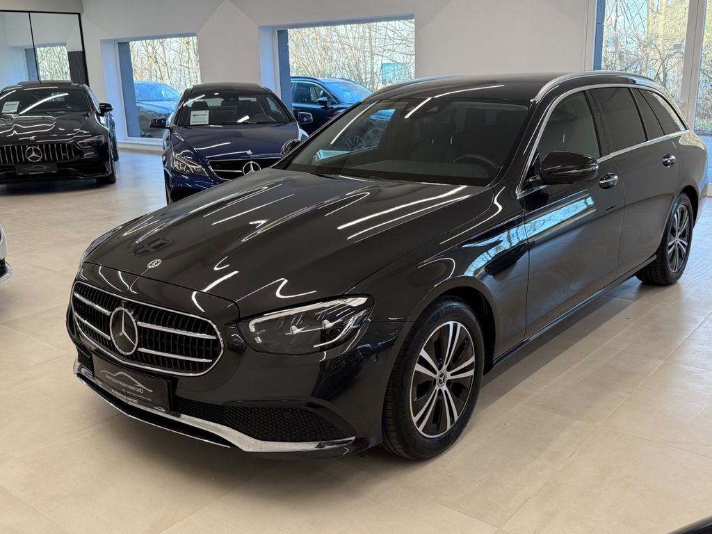 Mercedes-Benz E 220 2023