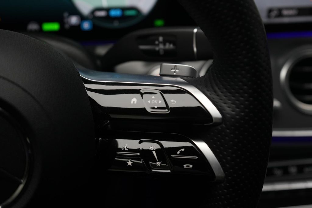 Mercedes-Benz E 300 2023