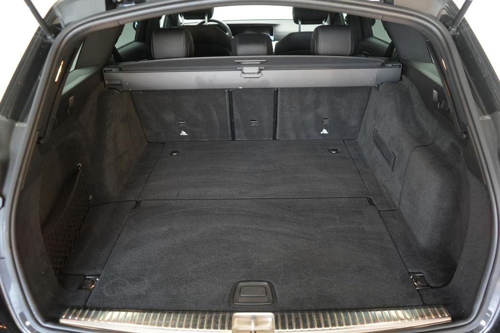 Mercedes-Benz E 300 2023