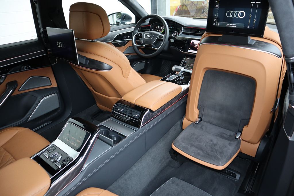 Audi A8 2024