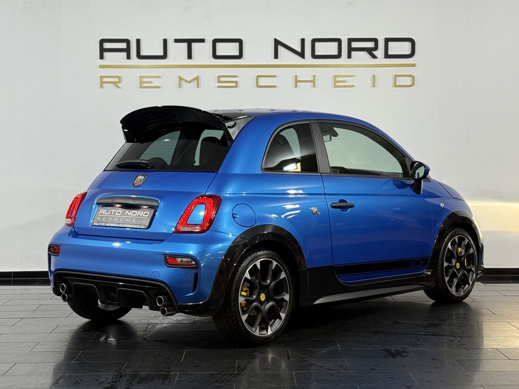 Abarth 695 2023