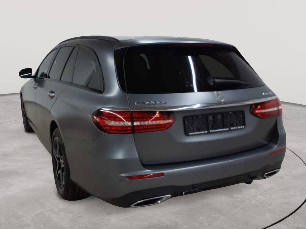 Mercedes-Benz E 300 2021