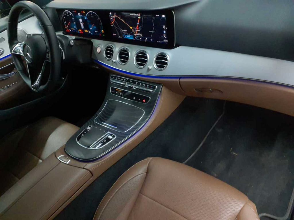 Mercedes-Benz E 300 2021