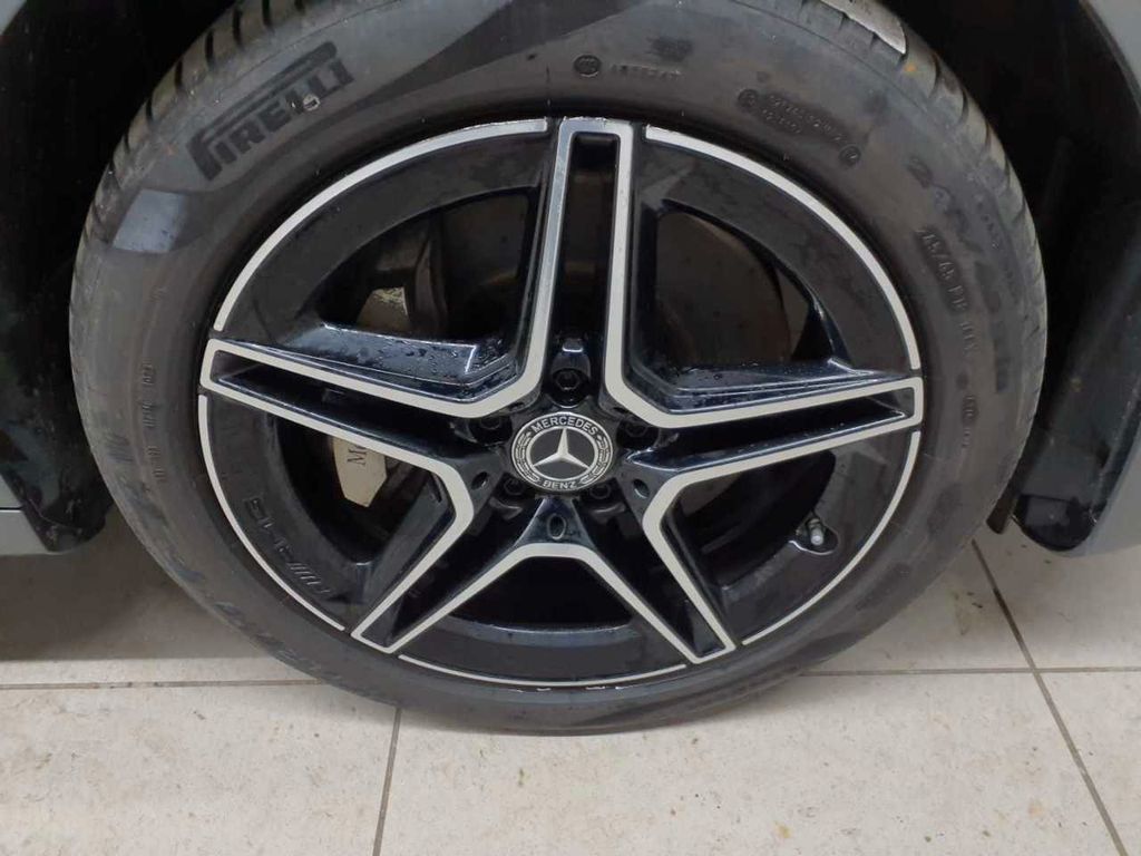 Mercedes-Benz E 300 2021