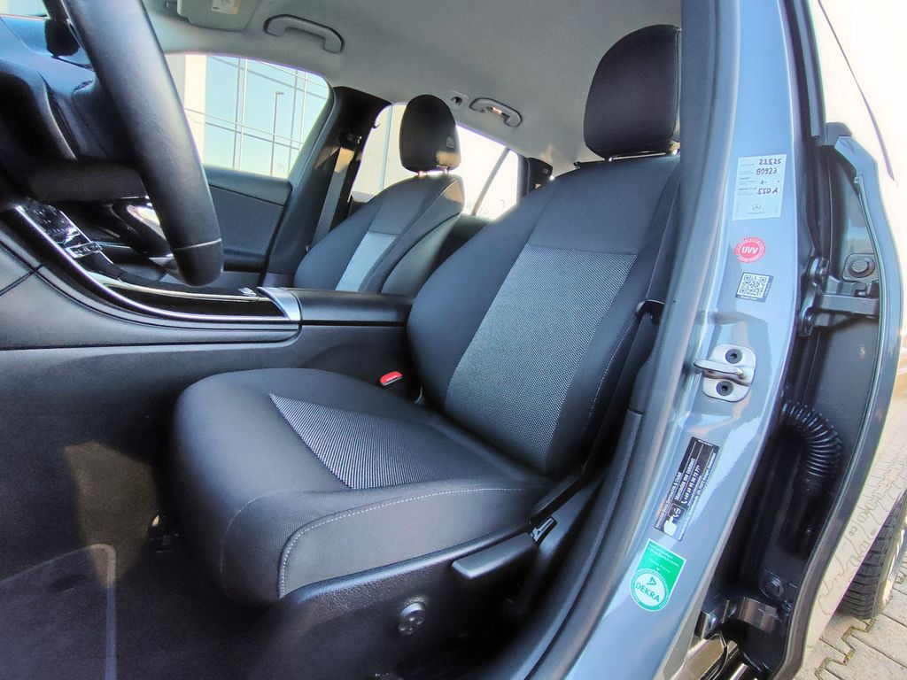 Mercedes-Benz C 200 2023