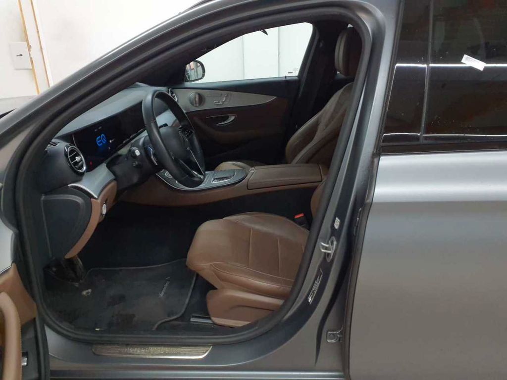 Mercedes-Benz E 300 2021