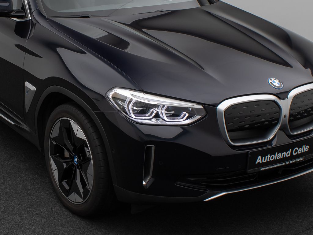 BMW iX3 2021