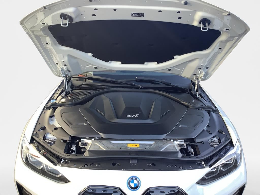 BMW i4 2022