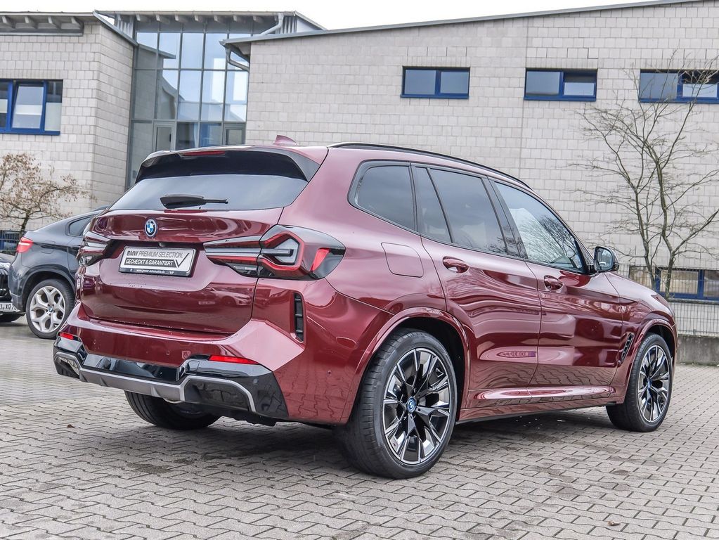 BMW iX3 2022