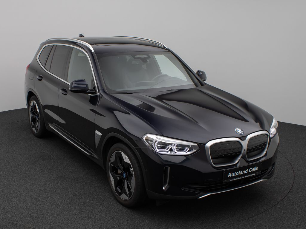BMW iX3 2021