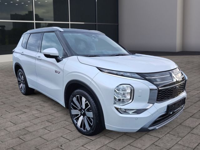 Mitsubishi Plug-in Hybrid Outlander