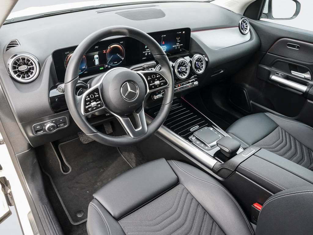 Mercedes-Benz EQA 2023