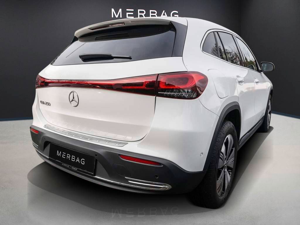 Mercedes-Benz EQA 2023