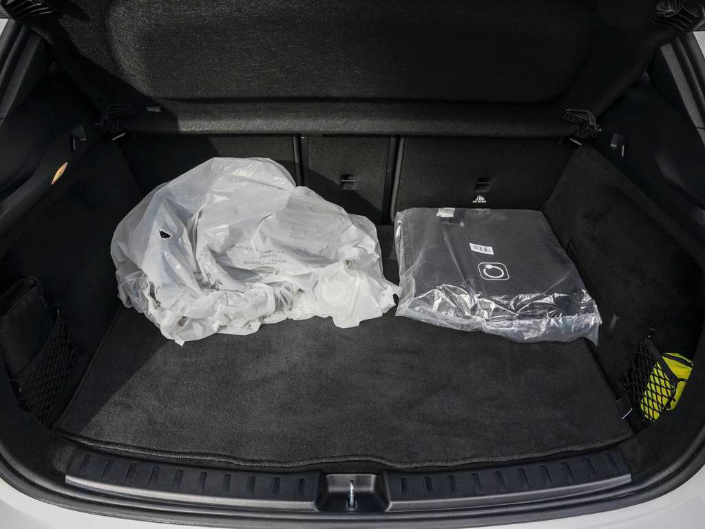 Mercedes-Benz EQA 2023