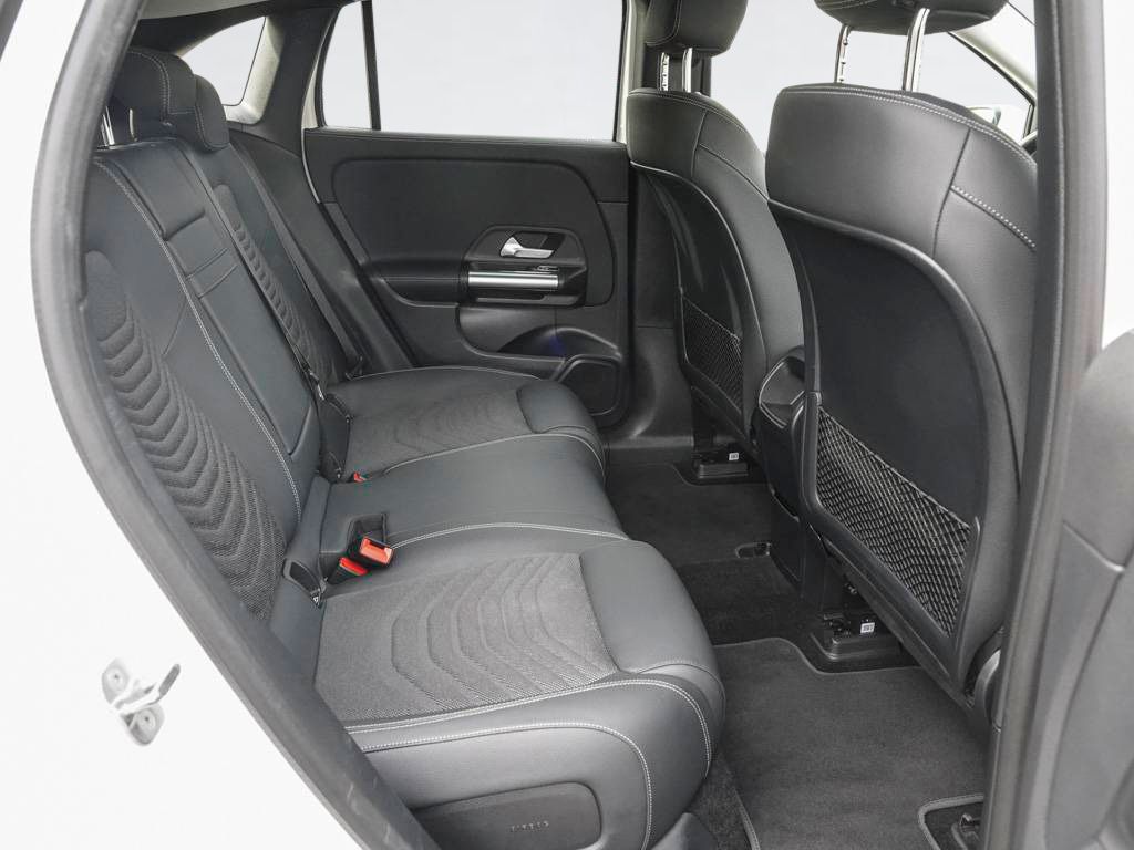 Mercedes-Benz EQA 2023