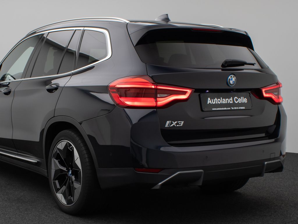 BMW iX3 2021