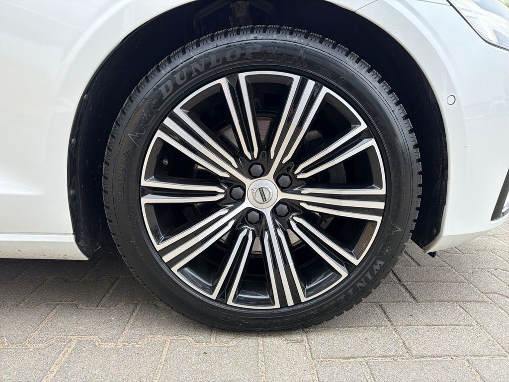 Volvo V60 2021
