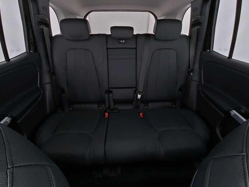 Mercedes-Benz EQB 2024