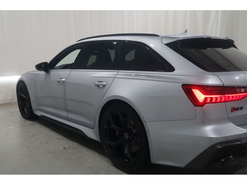 Audi RS6 2023