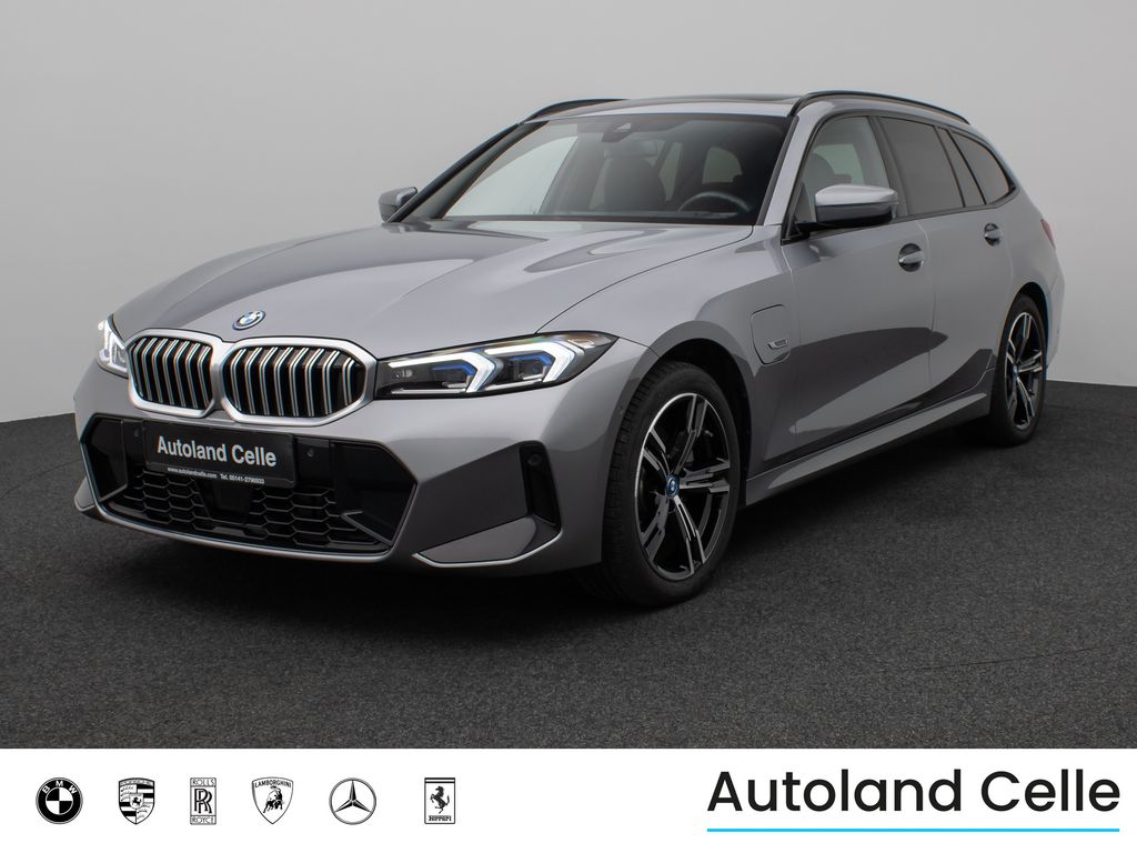 BMW 330 2022