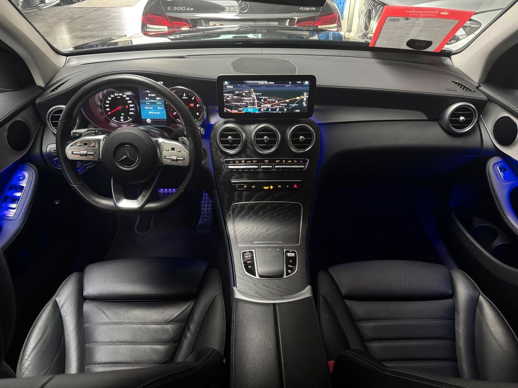 Mercedes-Benz GLC 300 2021