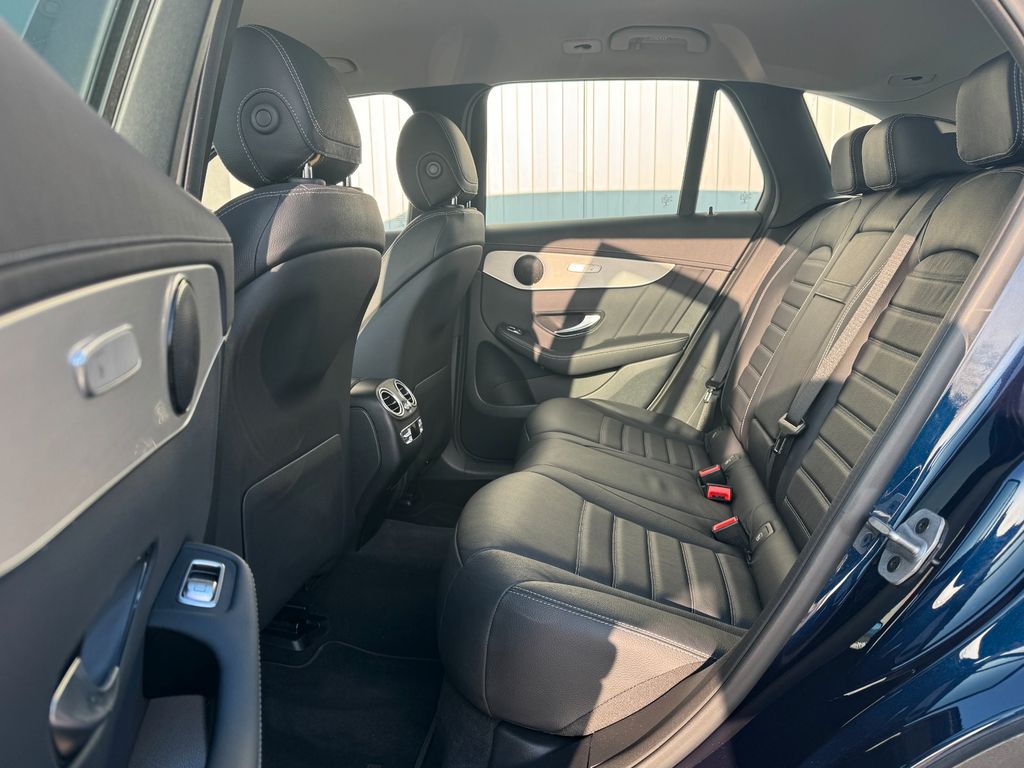 Mercedes-Benz GLC 300 2021