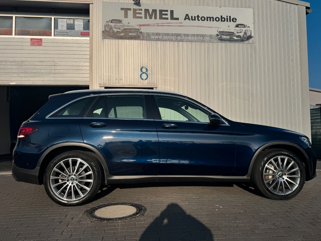 Mercedes-Benz GLC 300 2021