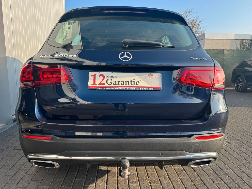 Mercedes-Benz GLC 300 2021
