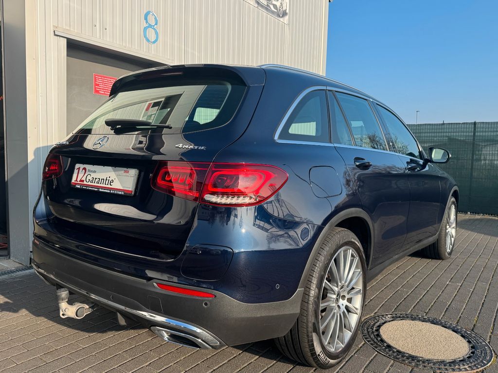 Mercedes-Benz GLC 300 2021