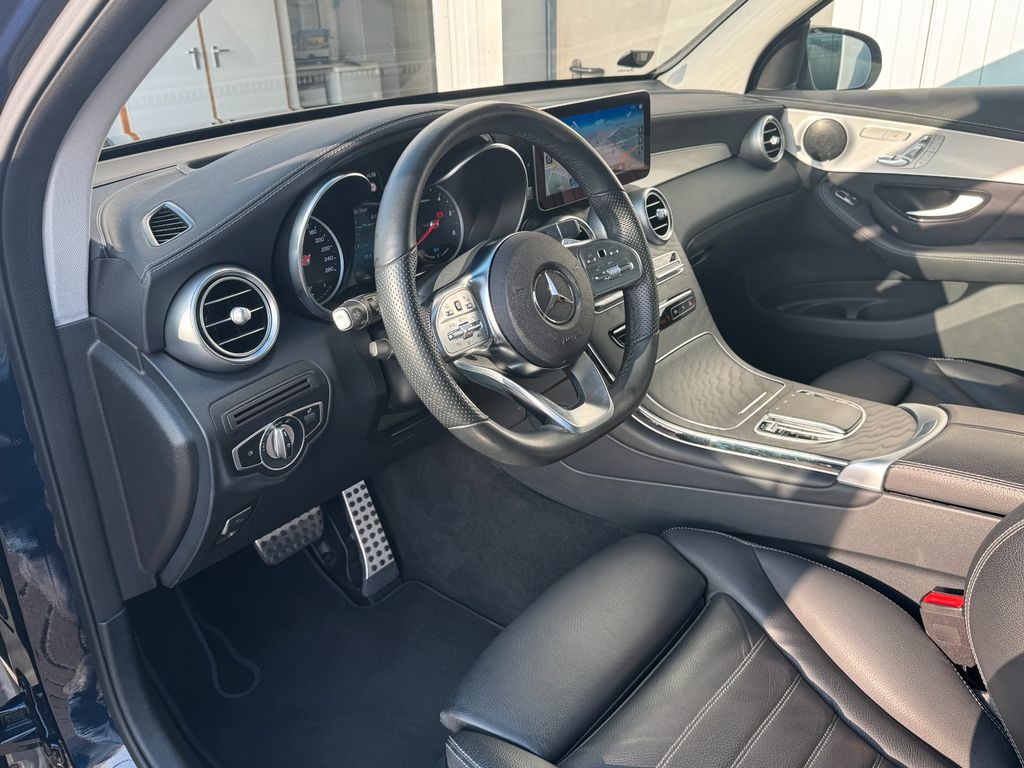 Mercedes-Benz GLC 300 2021