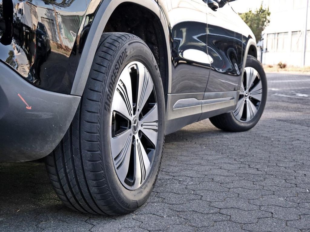 Mercedes-Benz EQA 2021