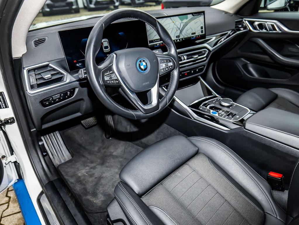 BMW i4 2023