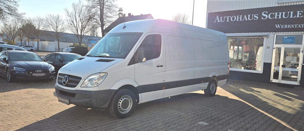 Mercedes-Benz Sprinter 2013