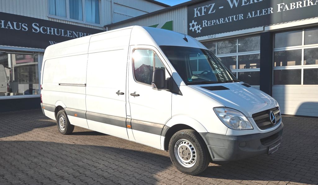 Mercedes-Benz Sprinter 2013
