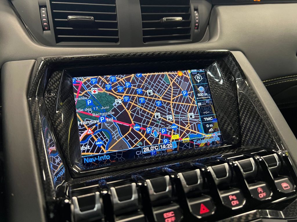 Lamborghini Aventador 2019