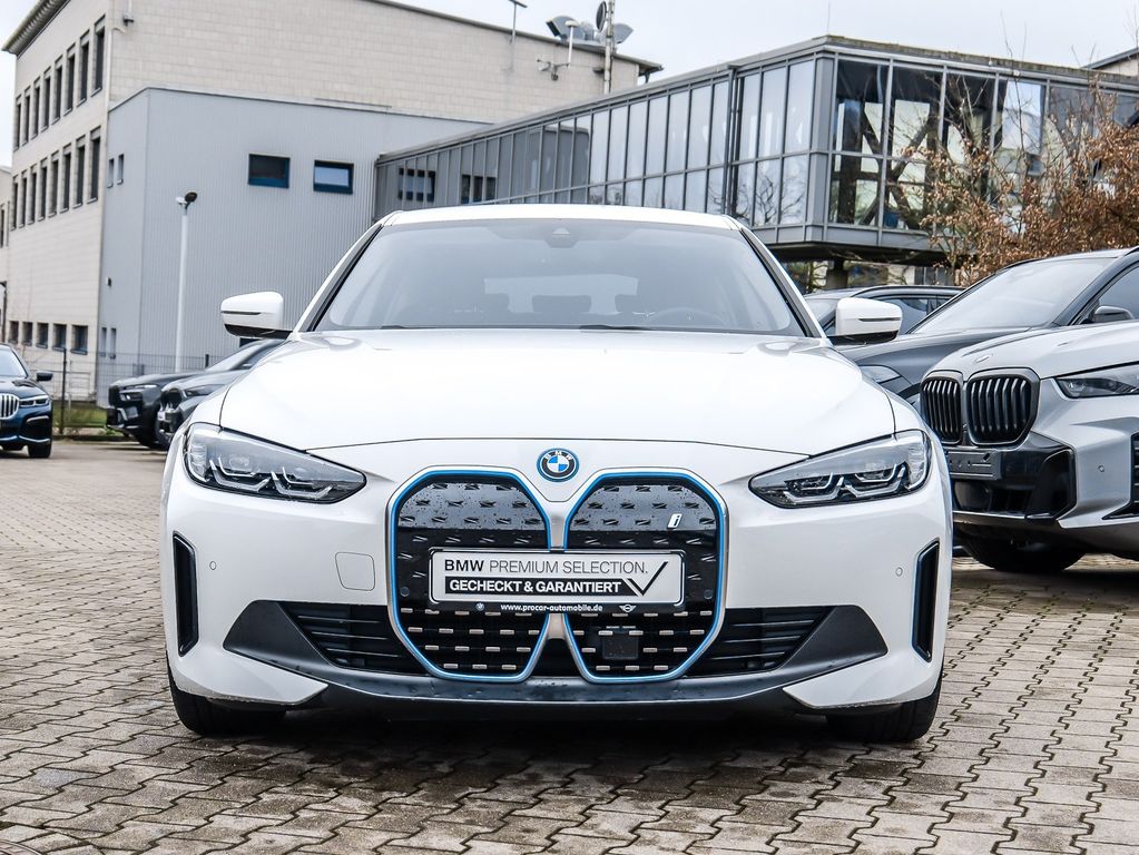 BMW i4 2023
