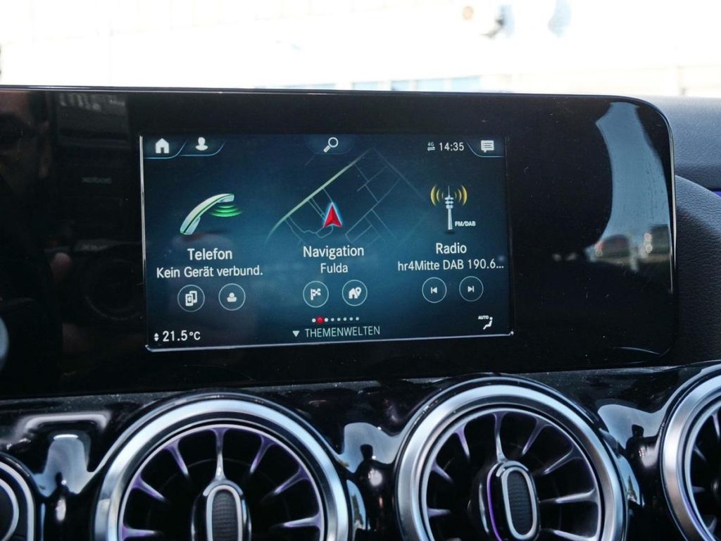 Mercedes-Benz EQA 2021