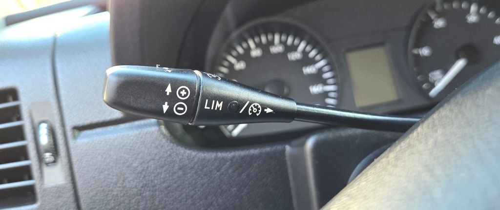 Mercedes-Benz Sprinter 2013