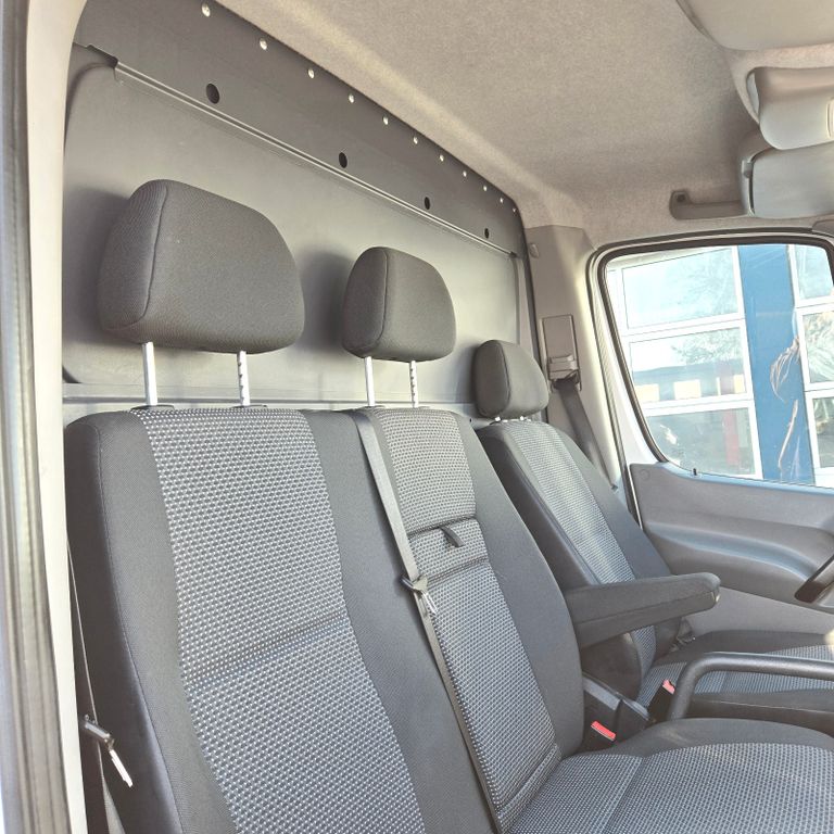 Mercedes-Benz Sprinter 2013