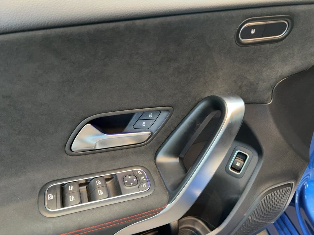 Mercedes-Benz A 250 2024