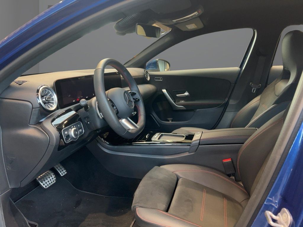 Mercedes-Benz A 250 2024