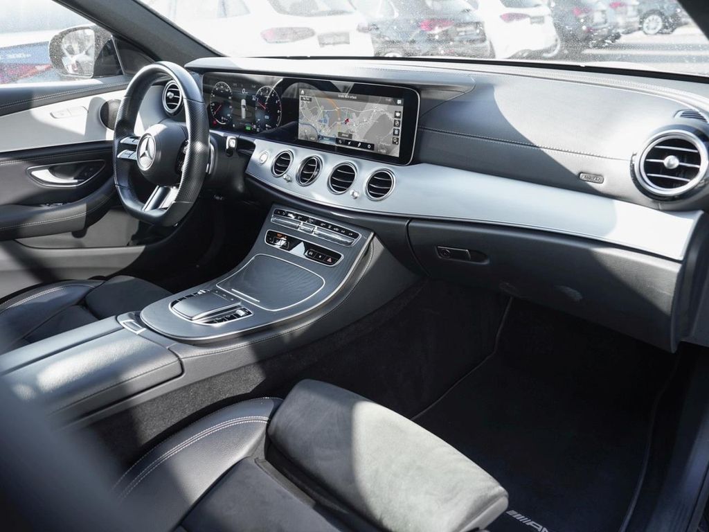 Mercedes-Benz E 300 2021