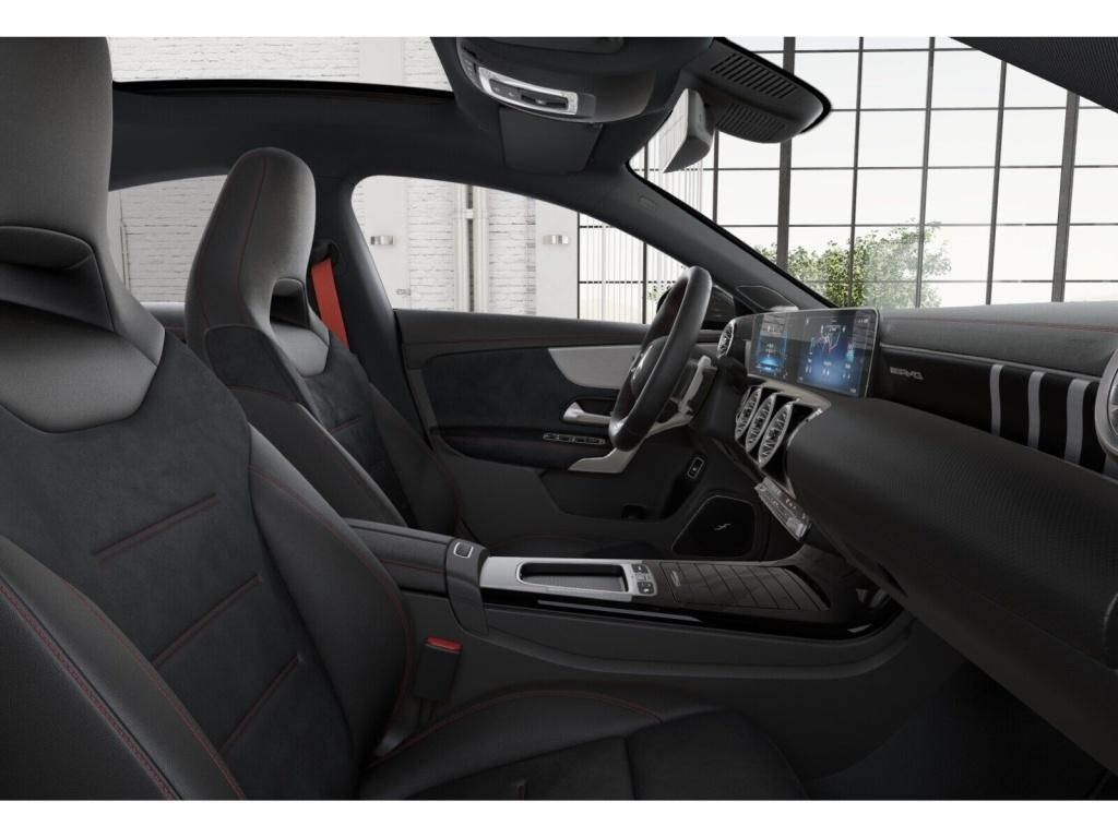 Mercedes-Benz CLA 35 AMG 2025