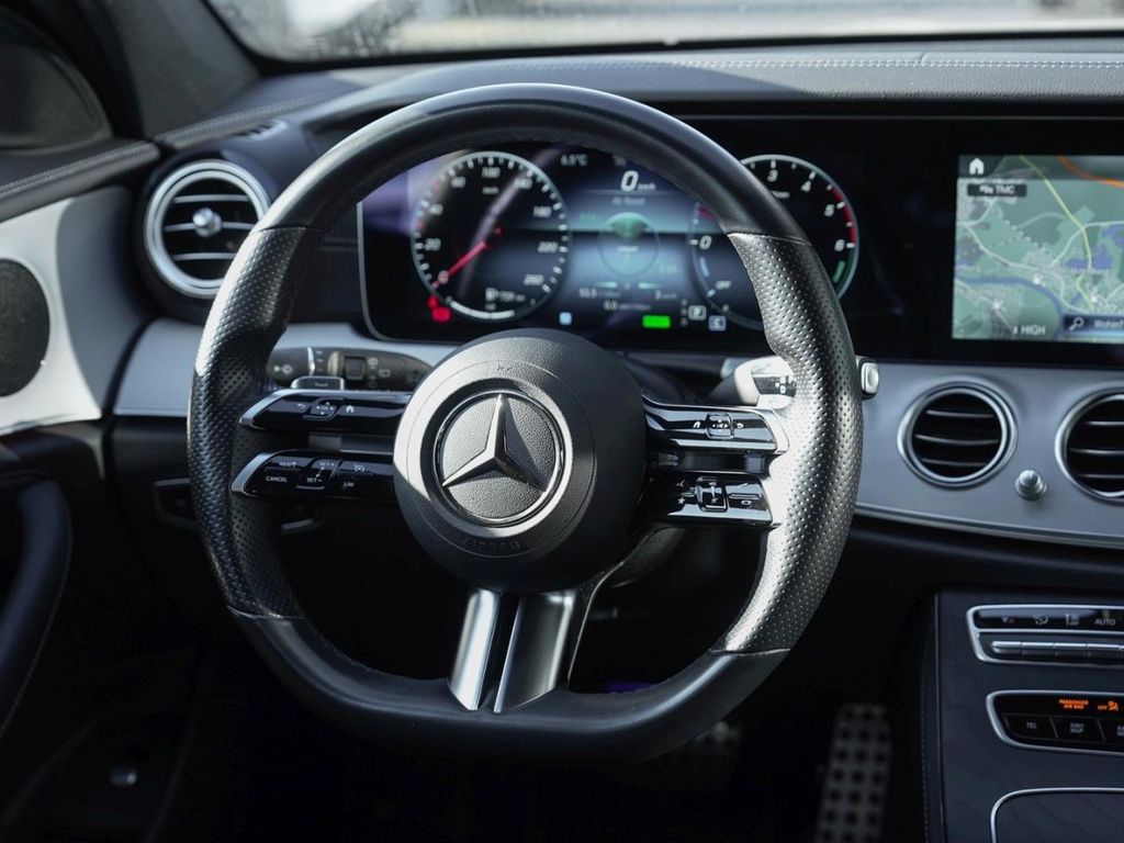 Mercedes-Benz E 300 2021