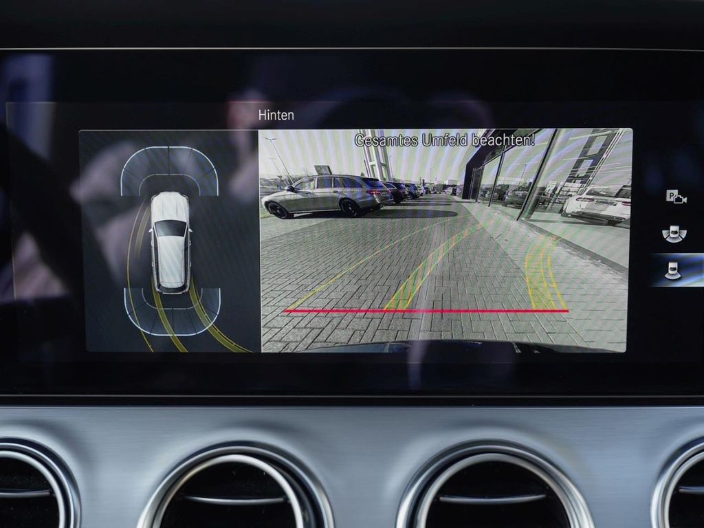 Mercedes-Benz E 300 2021