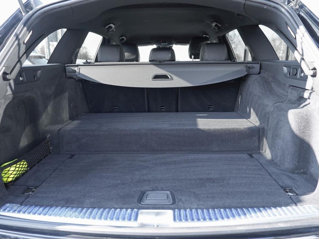 Mercedes-Benz E 300 2021