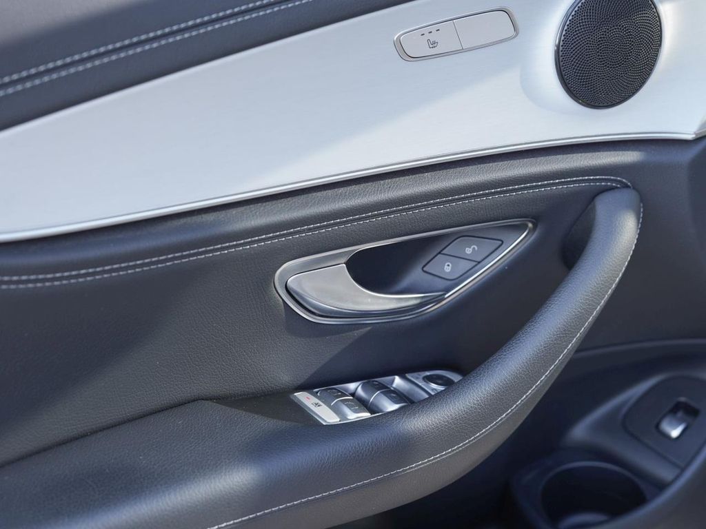 Mercedes-Benz E 300 2021