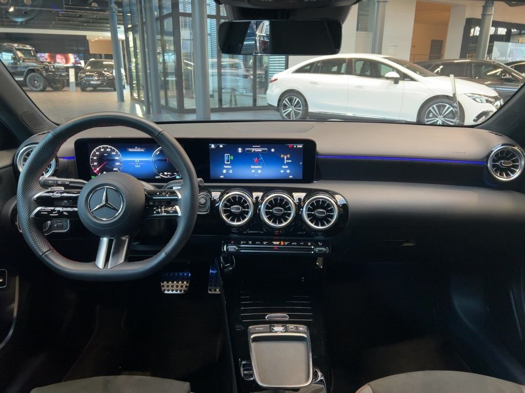 Mercedes-Benz A 250 2024